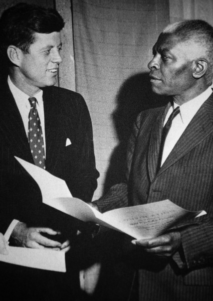 Benjamin_Mays_with_President_John_F_Kennedy
