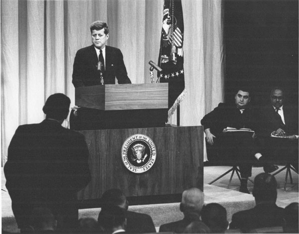 photo-jfkl-02_0173-ar-6309-d